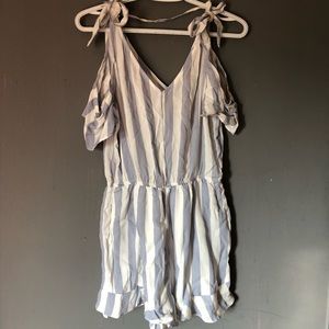 American Eagle Romper!